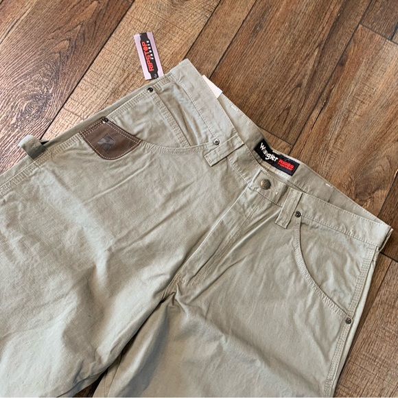 NWT Wrangler RIGGS Carpenter Pants - Picture 3 of 8